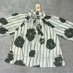 Entro Green and White Patterned Blouse